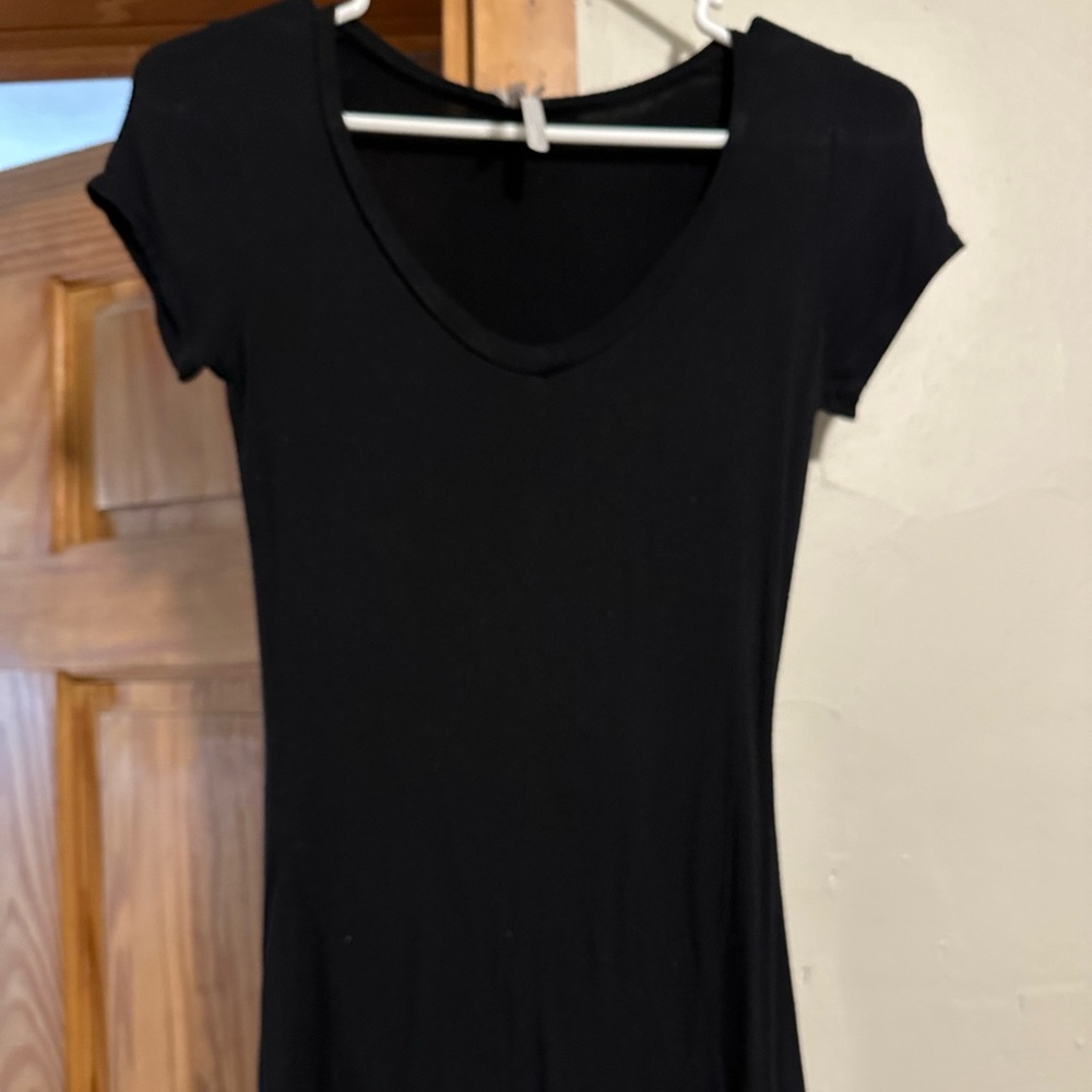 Black shirt